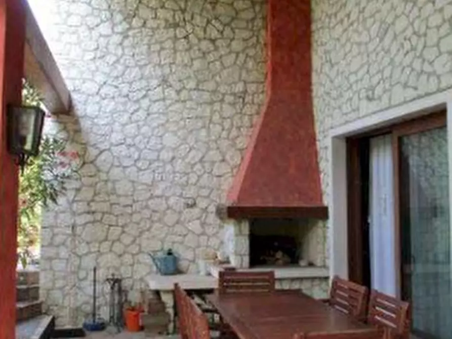 Immagine 3 di Villa in vendita  in Via Cadorna, 11 a Sarmede