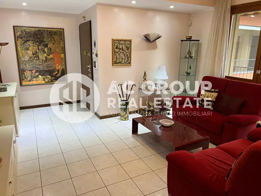 Immagine 4 di Appartamento in vendita  in Via Camillo Torres a Saronno