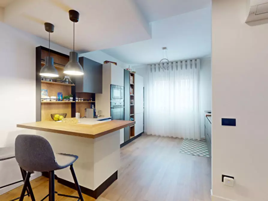 Immagine 5 di Appartamento in affitto  in Via Strasburgo a Vicenza