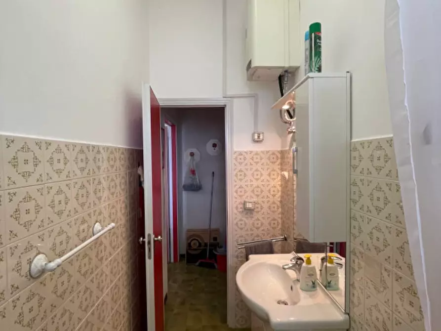 Immagine 16 di Appartamento in vendita  a Senigallia