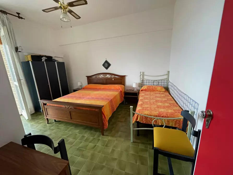 Immagine 17 di Appartamento in vendita  a Senigallia