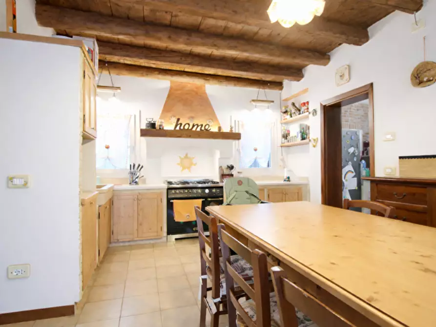 Immagine 2 di Casa indipendente in vendita  in Via Roma 32 a Bolzano Vicentino