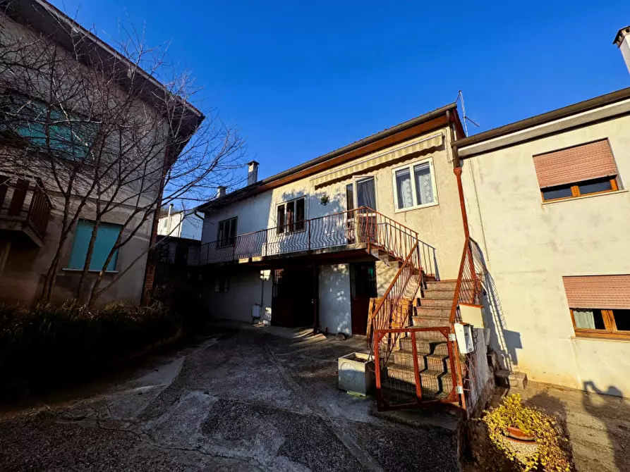 Immagine 1 di Casa bifamiliare in vendita  in Via Fontanon a Lozzo Atestino