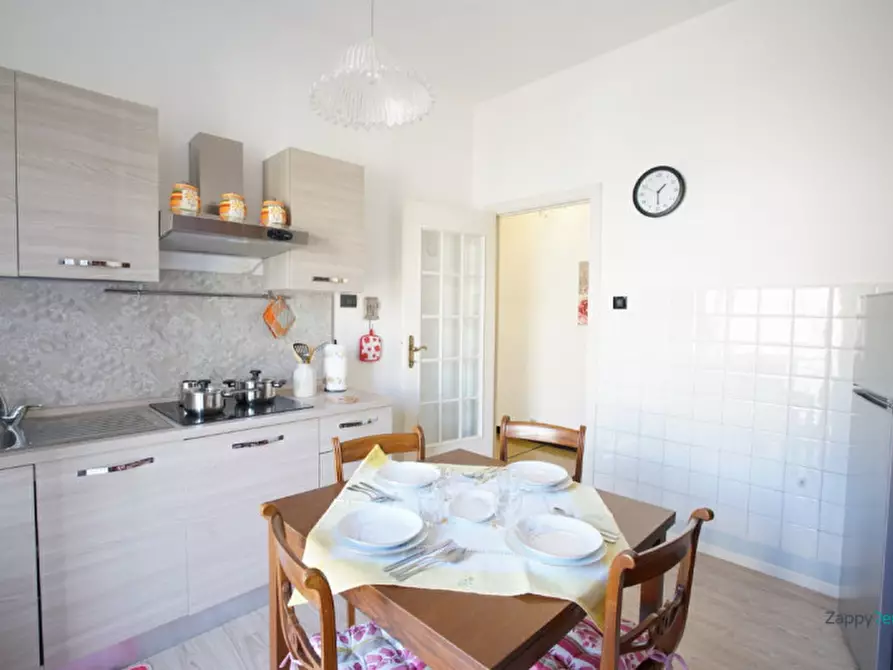 Immagine 13 di Appartamento in affitto  in Via Salvo D'Acquisto, a Genova