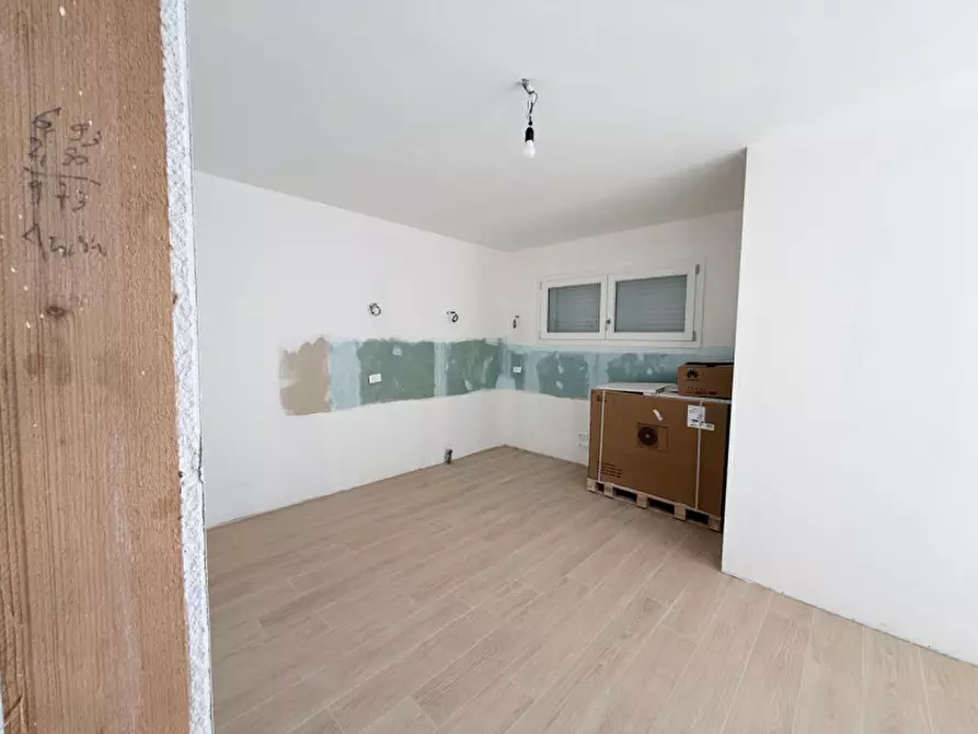 Immagine 7 di Casa bifamiliare in vendita  in Via Grotta a Fonte