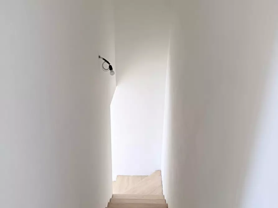 Immagine 10 di Casa bifamiliare in vendita  in Via Grotta a Fonte