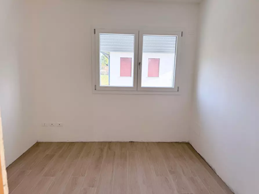 Immagine 13 di Casa bifamiliare in vendita  in Via Grotta a Fonte