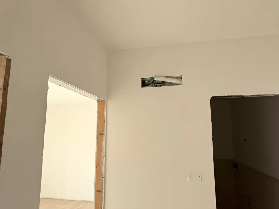 Immagine 16 di Casa bifamiliare in vendita  in Via Grotta a Fonte