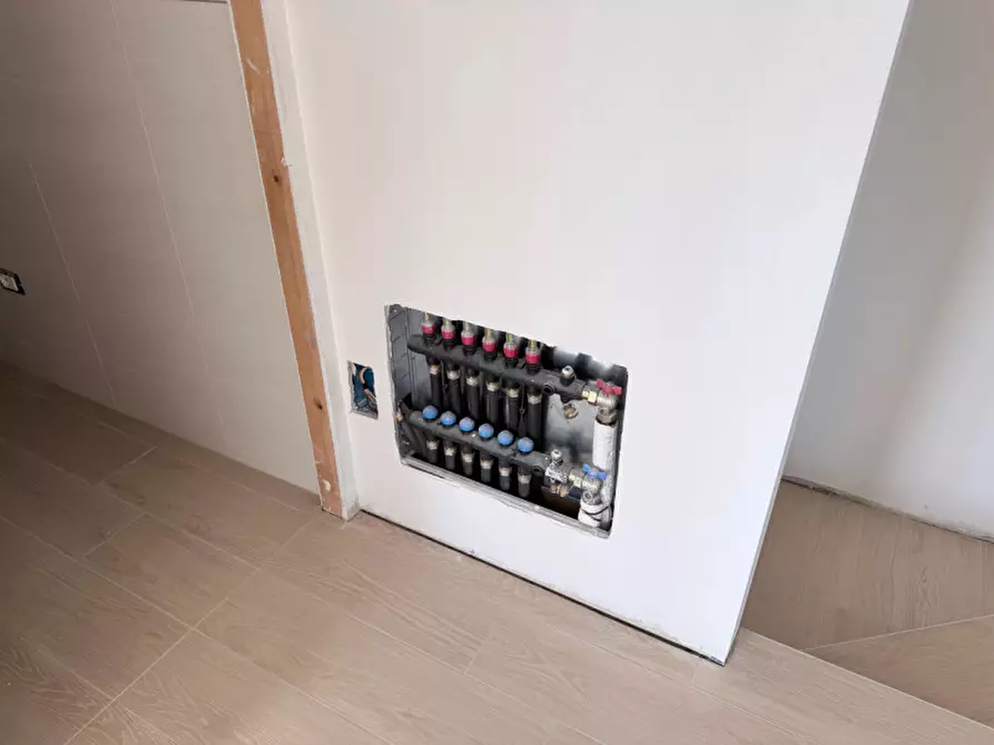 Immagine 17 di Casa bifamiliare in vendita  in Via Grotta a Fonte