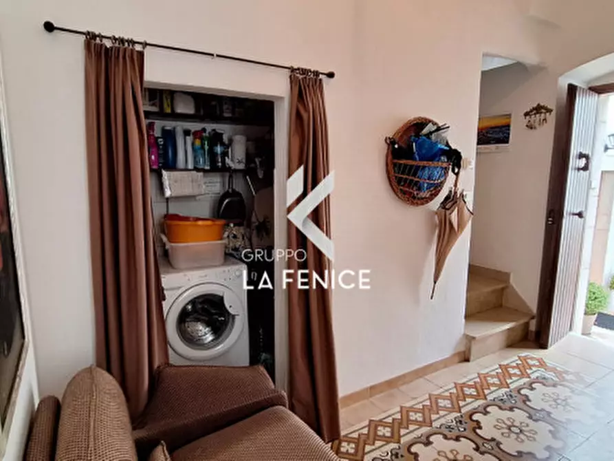 Immagine 19 di Casa indipendente in vendita  in via Garibaldi a Locorotondo