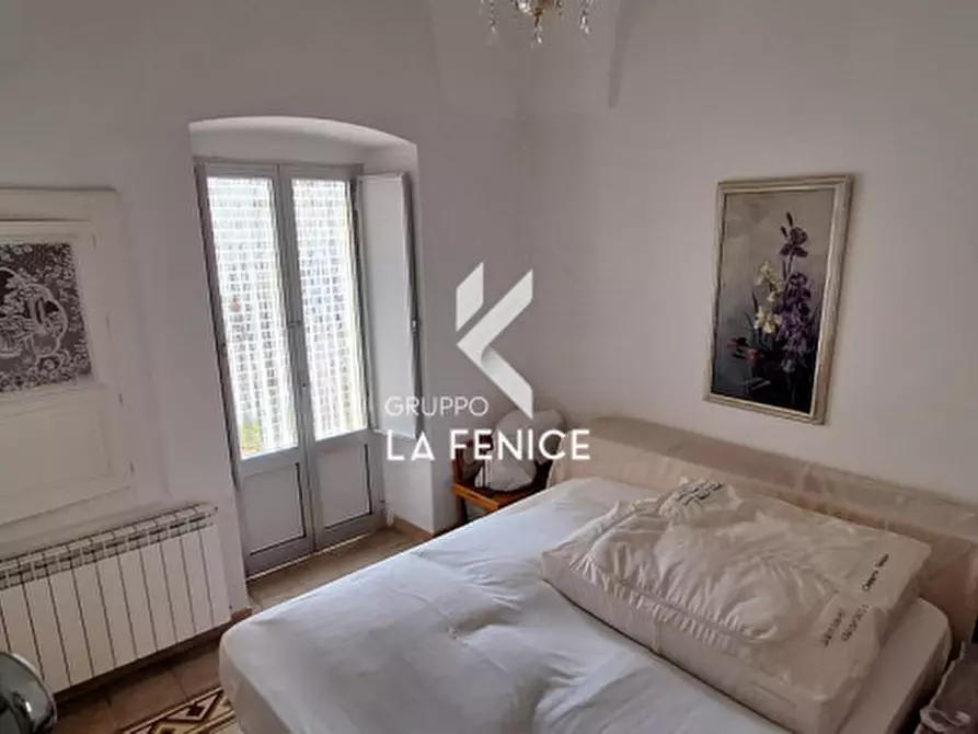 Immagine 21 di Casa indipendente in vendita  in via Garibaldi a Locorotondo