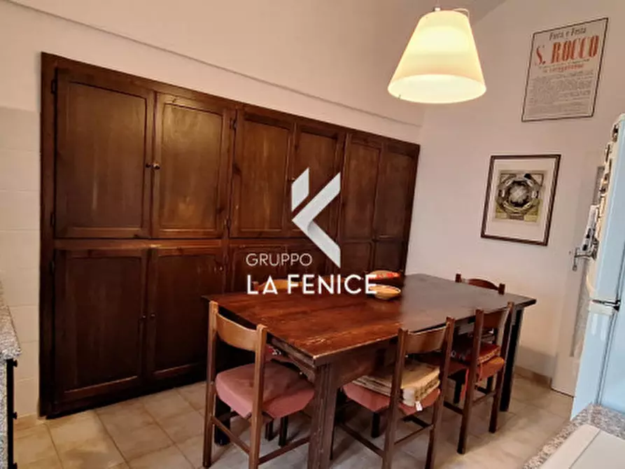 Immagine 29 di Casa indipendente in vendita  in via Garibaldi a Locorotondo