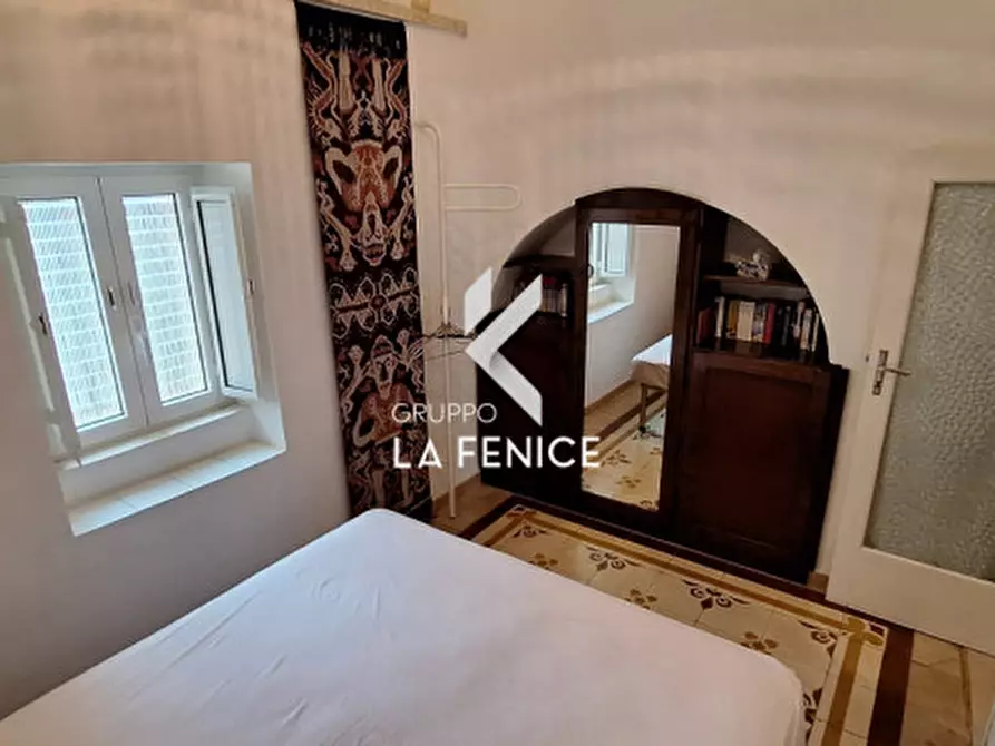 Immagine 33 di Casa indipendente in vendita  in via Garibaldi a Locorotondo