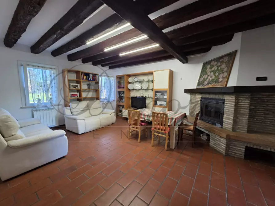 Immagine 7 di Casa bifamiliare in vendita  in via s.angelo a Massanzago