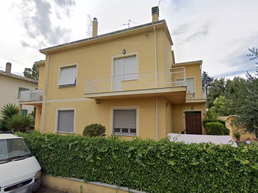 Immagine 1 di Casa bifamiliare in vendita  in Via Ferdinando Magellano a Foligno