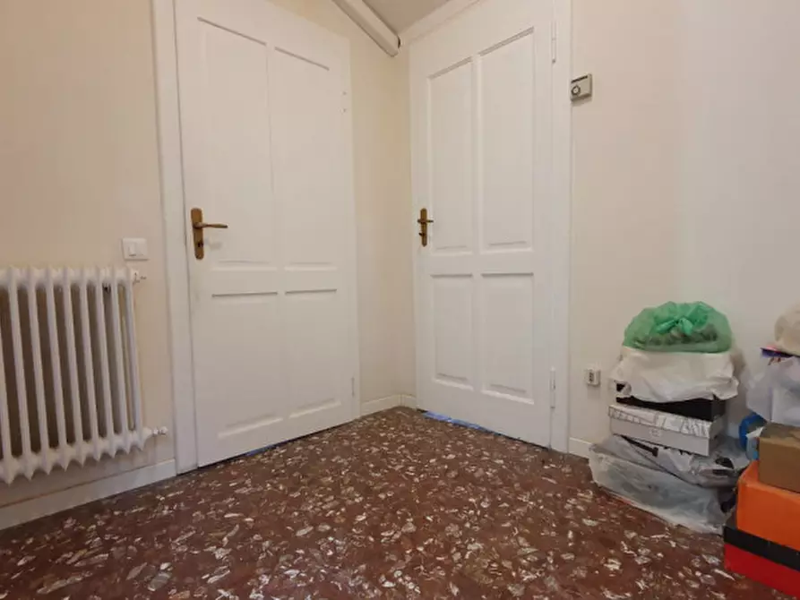 Immagine 2 di Appartamento in vendita  in VIA ANDREOLI a Mirandola