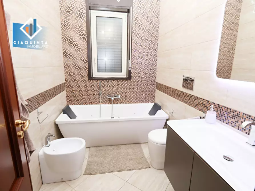 Immagine 8 di Casa indipendente in vendita  in Via Vincenzo Bellini N.126 a Palagonia