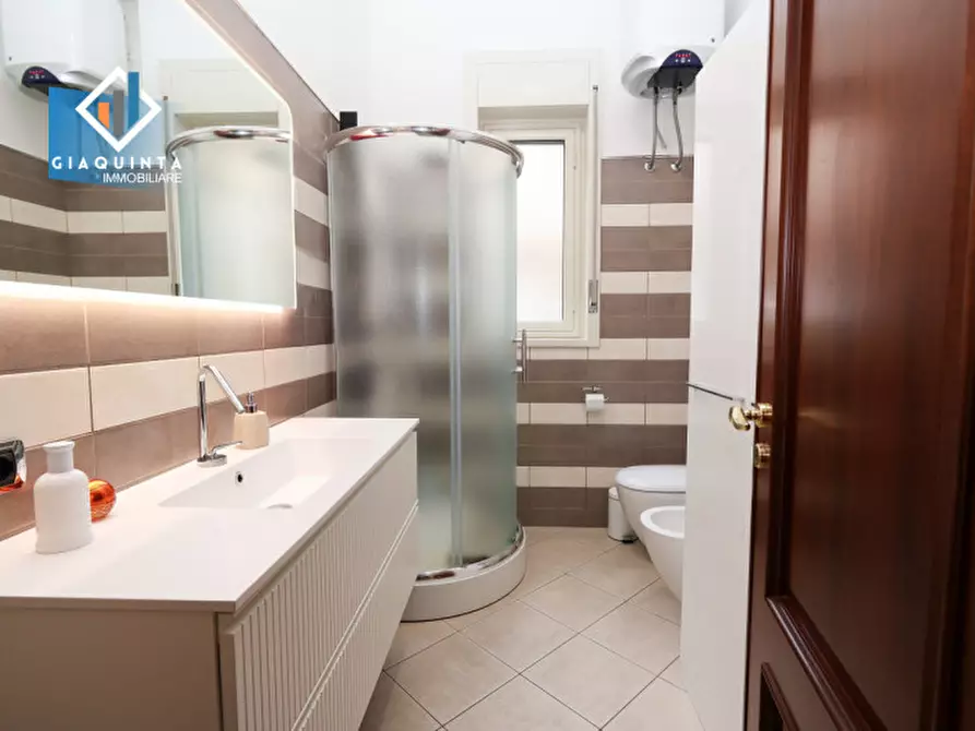 Immagine 9 di Casa indipendente in vendita  in Via Vincenzo Bellini N.126 a Palagonia