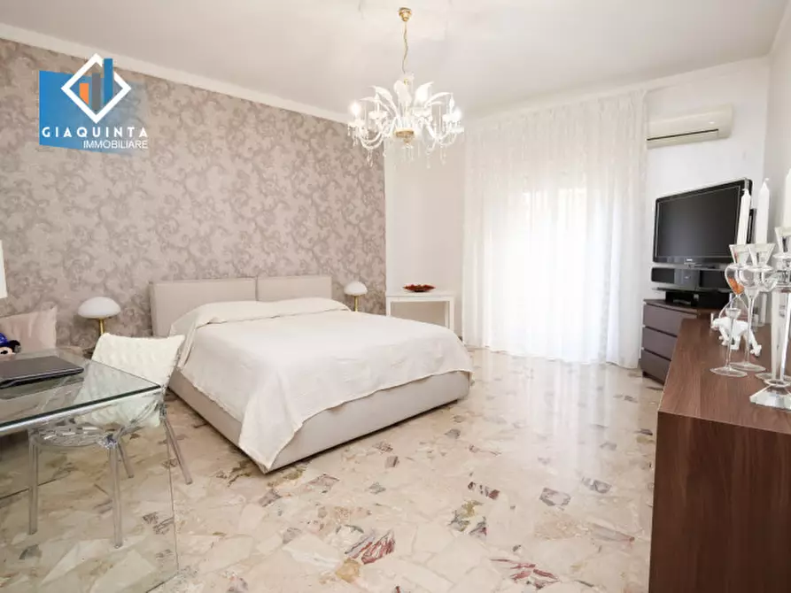 Immagine 20 di Casa indipendente in vendita  in Via Vincenzo Bellini N.126 a Palagonia