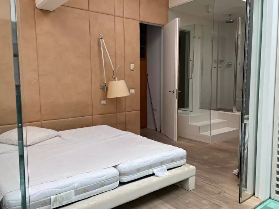 Immagine 7 di Loft/Open space in vendita  in Via Torino, 105 a Venezia