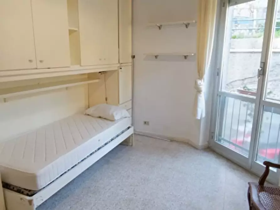 Immagine 25 di Appartamento in affitto  in Via Paradiso, 2 a Genova