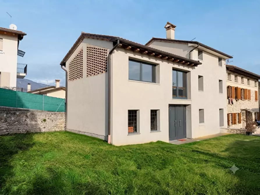 Immagine 9 di Villetta a schiera in vendita  in Via Col de San a Castelcucco