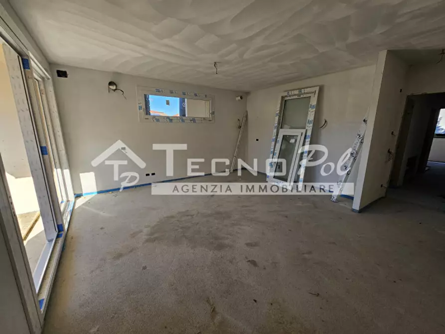 Immagine 1 di Appartamento in vendita  a Padova