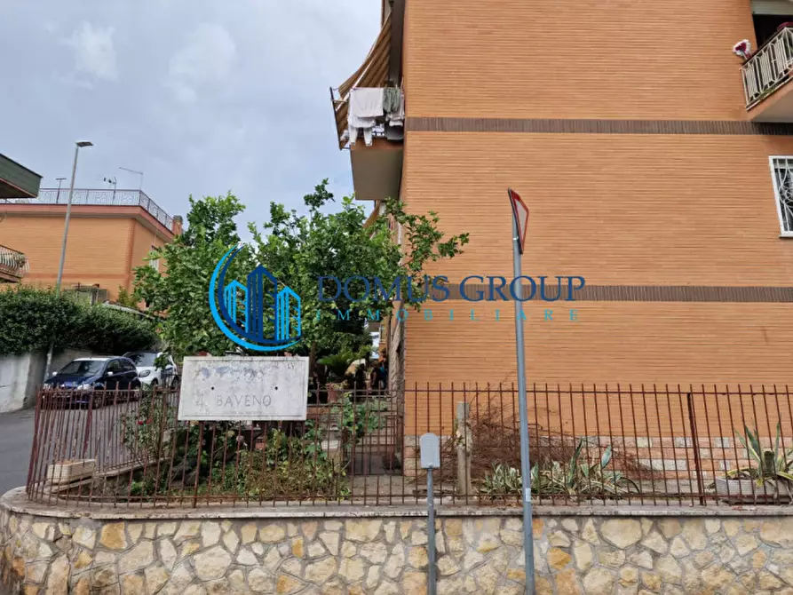 Immagine 7 di Appartamento in vendita  in Via Solonghello a Roma