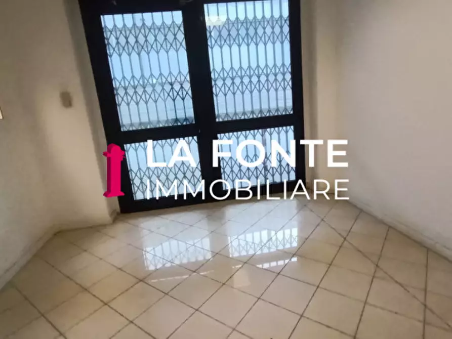 Immagine 10 di Capannone industriale in affitto  a Padova