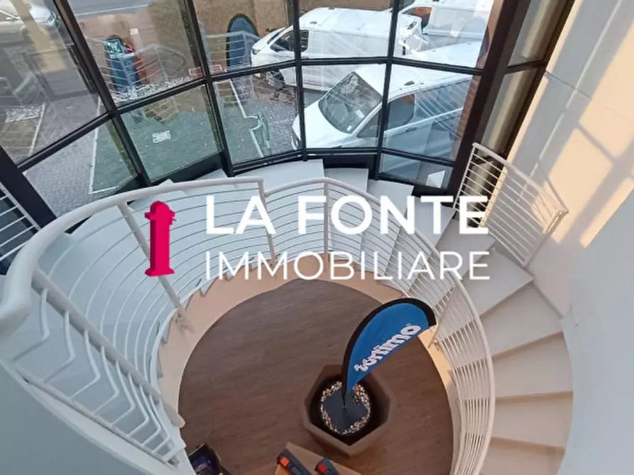 Immagine 18 di Capannone industriale in affitto  a Padova