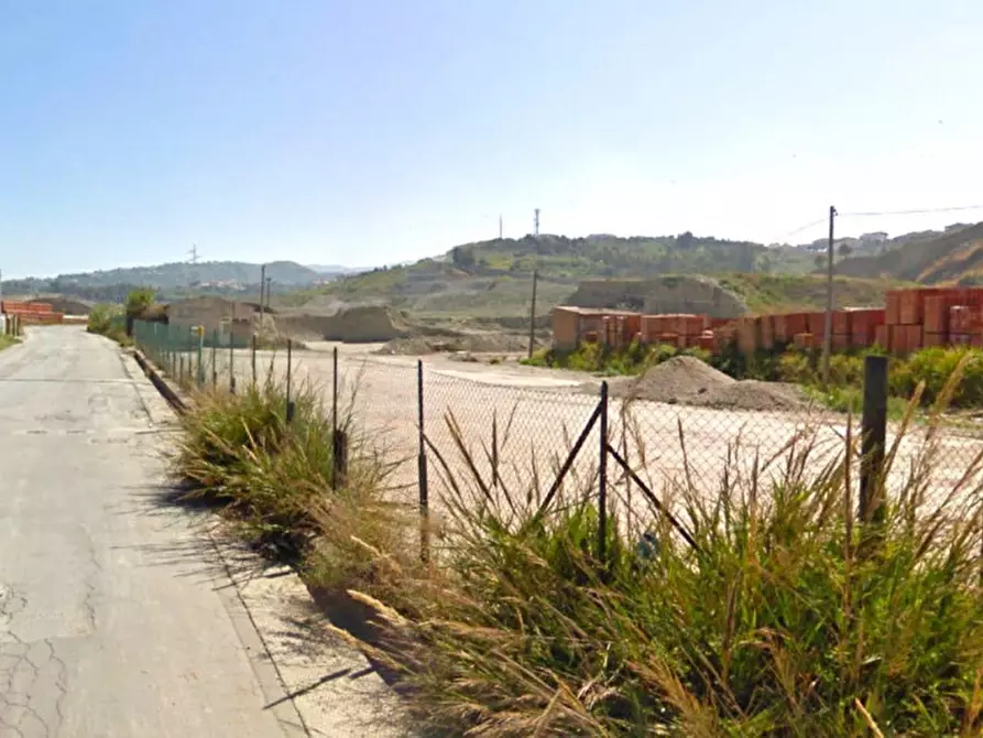 Immagine 3 di Terreno in vendita  in Via San Nicola, N. Snc a Valdina