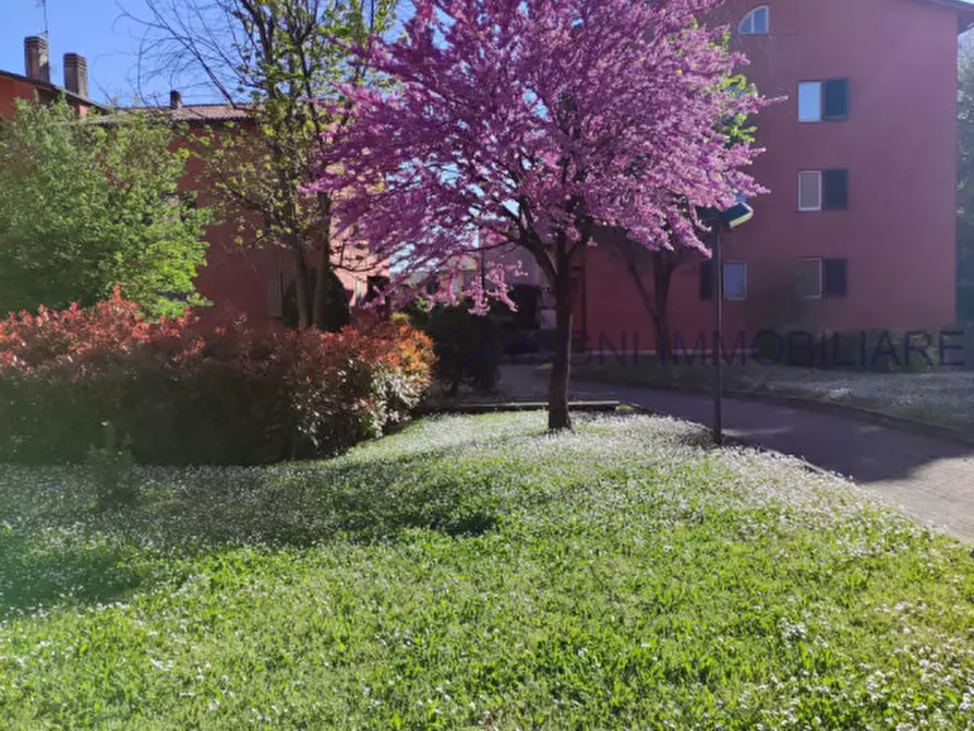 Immagine 1 di Appartamento in vendita  in Via Piave a Rescaldina