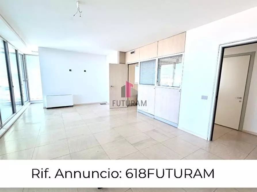 Immagine 1 di Ufficio in affitto  a Torri Di Quartesolo