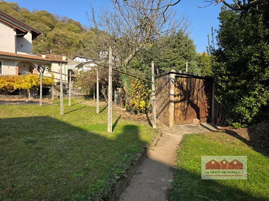 Immagine 6 di Casa indipendente in vendita  in Via Roma a Costabissara