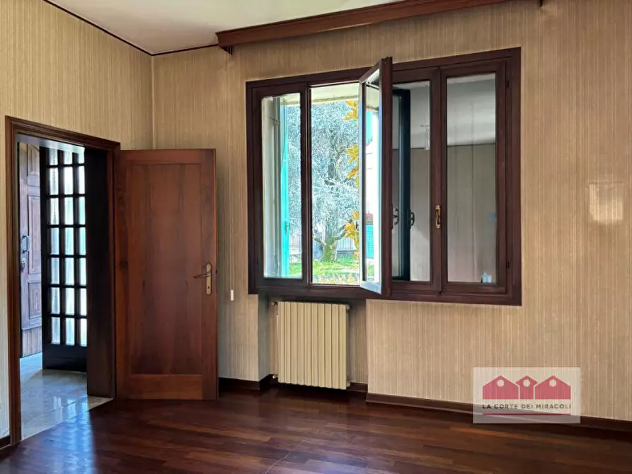 Immagine 13 di Casa indipendente in vendita  in Via Roma a Costabissara