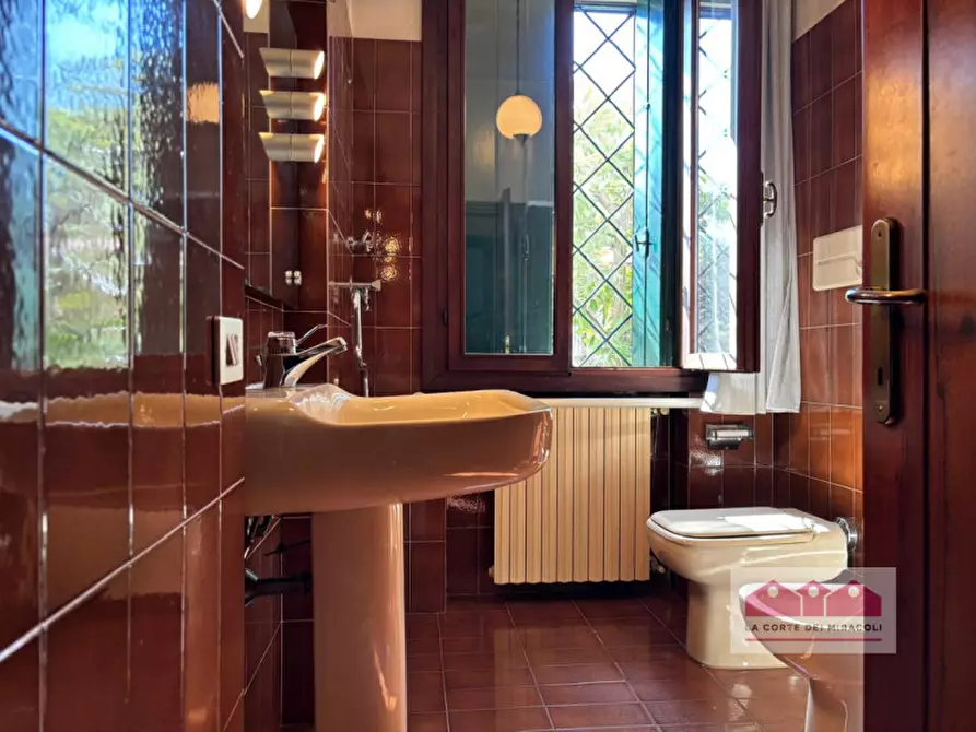 Immagine 15 di Casa indipendente in vendita  in Via Roma a Costabissara