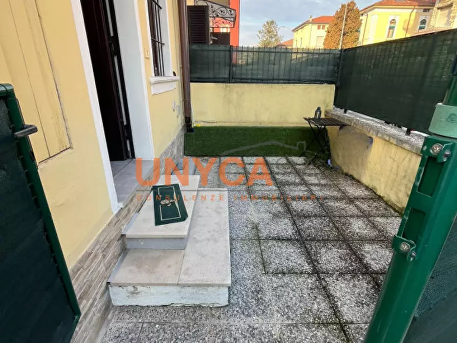 Immagine 9 di Appartamento in vendita  in via fiume a Verona