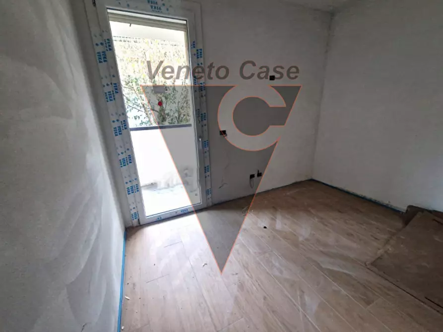 Immagine 8 di Appartamento in vendita  in Via Giulio Zanon 30 a Padova