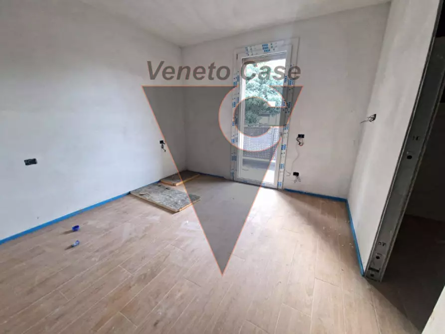 Immagine 10 di Appartamento in vendita  in Via Giulio Zanon 30 a Padova