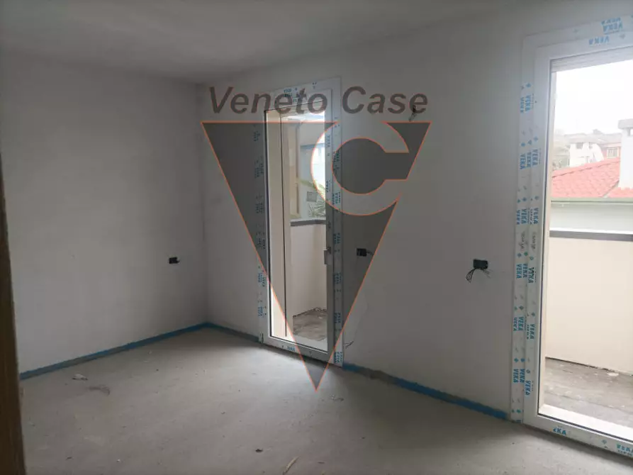Immagine 11 di Appartamento in vendita  in Via Giulio Zanon 30 a Padova