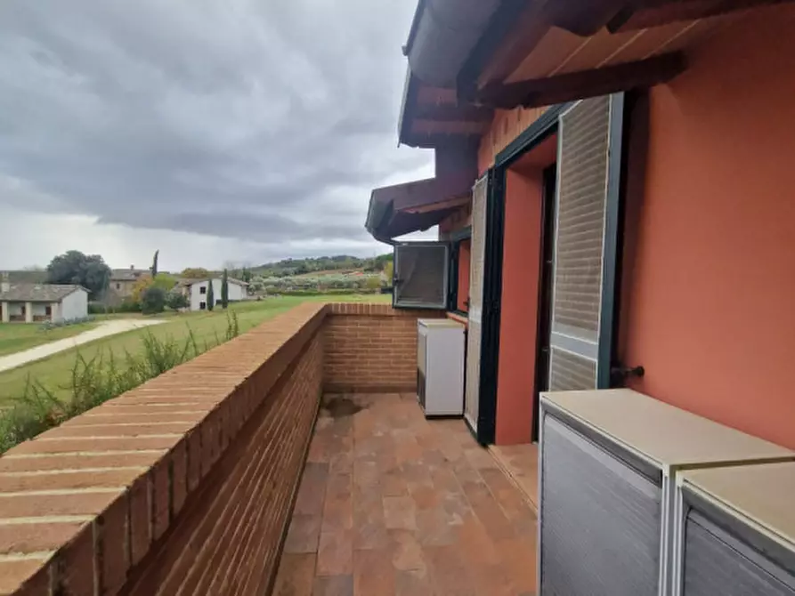 Immagine 2 di Casa bifamiliare in vendita  in Strada dei Loggi a Perugia