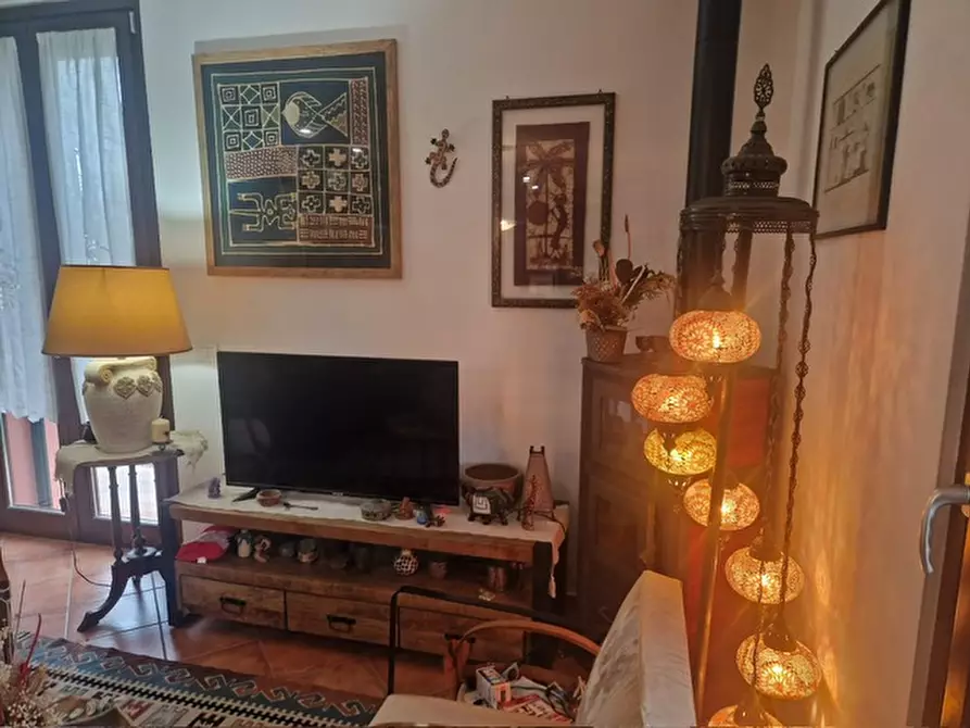 Immagine 10 di Casa bifamiliare in vendita  in Strada dei Loggi a Perugia