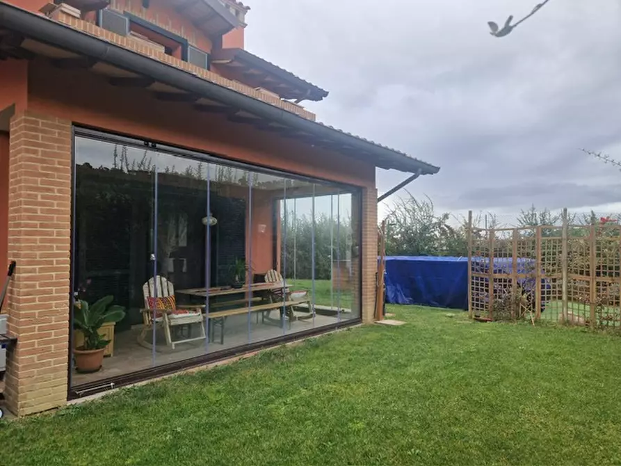 Immagine 11 di Casa bifamiliare in vendita  in Strada dei Loggi a Perugia