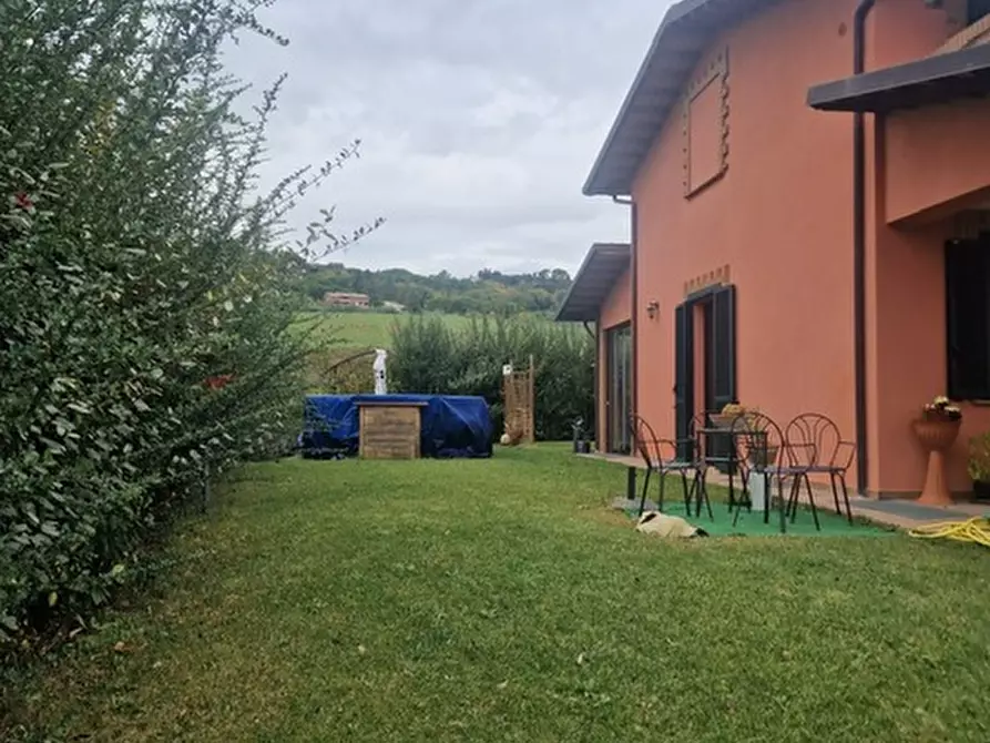 Immagine 15 di Casa bifamiliare in vendita  in Strada dei Loggi a Perugia