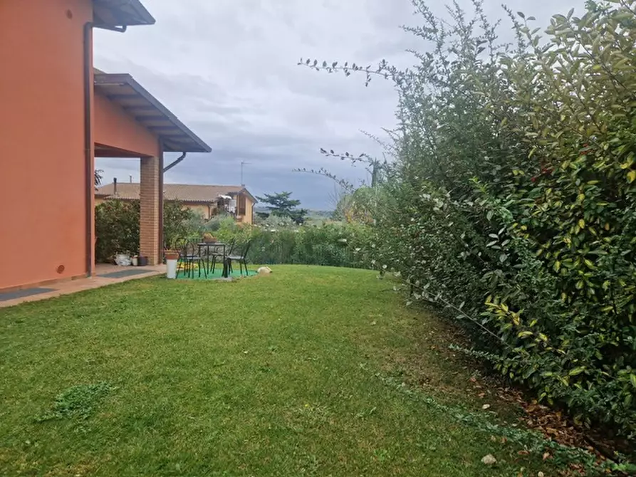 Immagine 23 di Casa bifamiliare in vendita  in Strada dei Loggi a Perugia