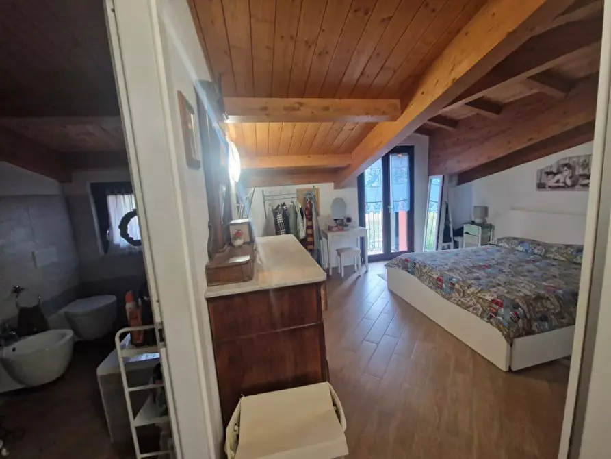 Immagine 30 di Casa bifamiliare in vendita  in Strada dei Loggi a Perugia