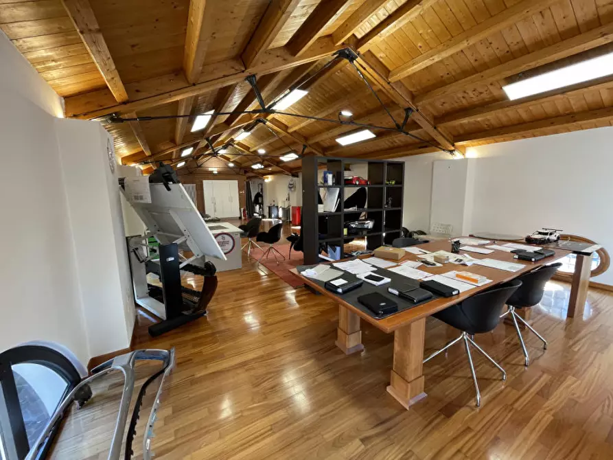 Immagine 3 di Ufficio in vendita  in Via Roma 7B a Limena