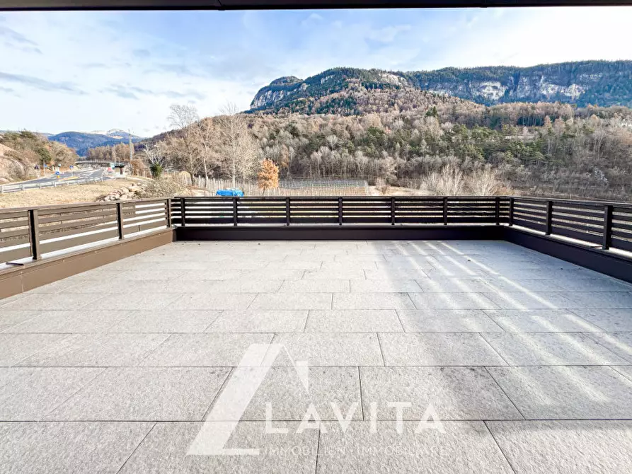 Immagine 1 di Appartamento in vendita  in Dolomiten-Staatsstraße - Strada Statale delle Dolomiti a Montagna .Montan.
