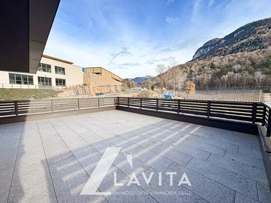 Immagine 2 di Appartamento in vendita  in Dolomiten-Staatsstraße - Strada Statale delle Dolomiti a Montagna .Montan.