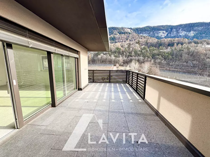 Immagine 4 di Appartamento in vendita  in Dolomiten-Staatsstraße - Strada Statale delle Dolomiti a Montagna .Montan.